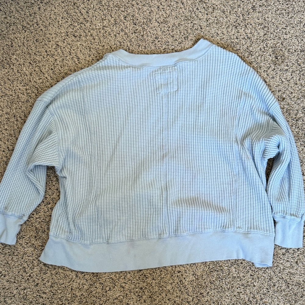 American Eagle Outfitters Light Blue V-Neck Sweater - Picture 4 of 4
